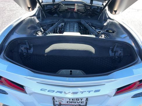 Used 2020 Chevrolet Corvette Stingray Preferred Cpe w/ 2LT Preferred Equipment Group RWD image 27