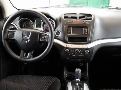 Used 2013 Dodge Journey SXT w/ Flexible Seating Group image 12