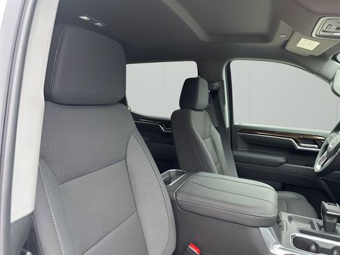 New 2026 GMC Sierra 1500 Elevation w/ Preferred Package image 15