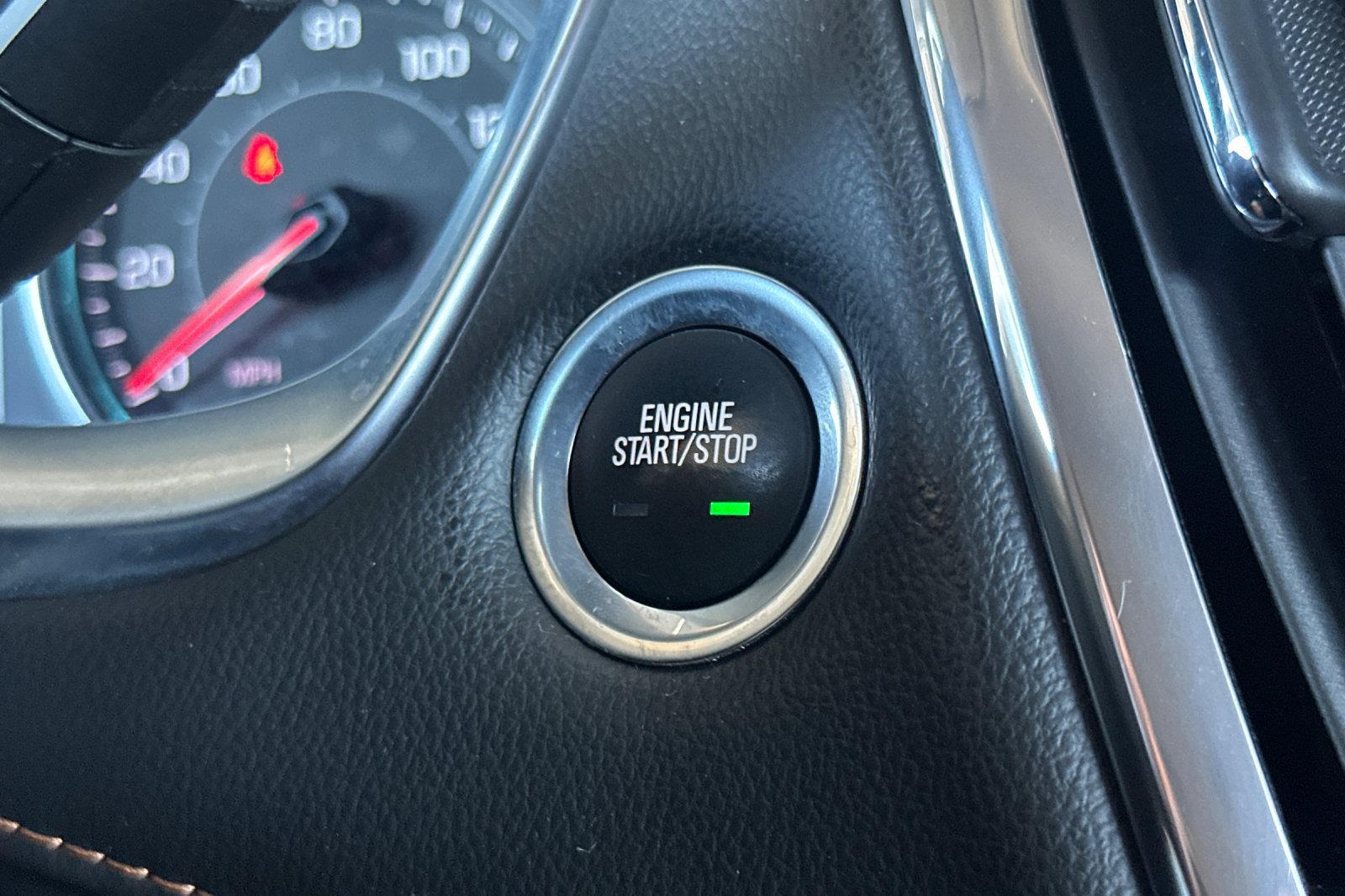 Used 2019 Chevrolet Traverse LT w/ LPO, Blackout Package AWD/4WD image 25