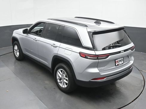 Used 2025 Jeep Grand Cherokee 4WD image 38
