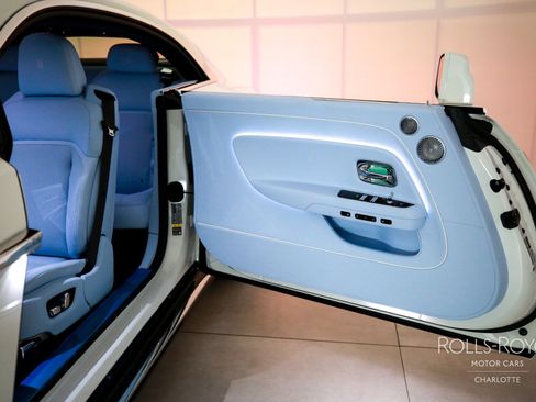 Used 2025 Rolls-Royce Spectre w/ Spectre Enhancement Package image 29