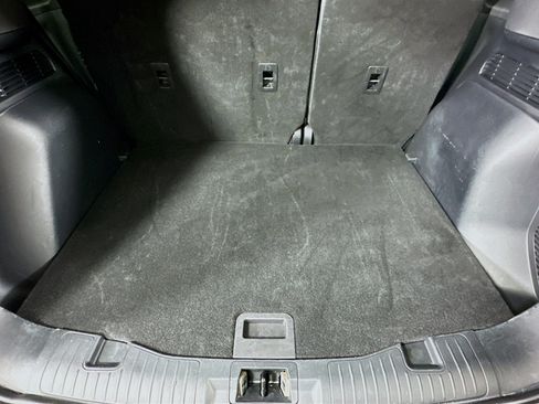 Used 2025 Ford Escape Platinum AWD/4WD image 29