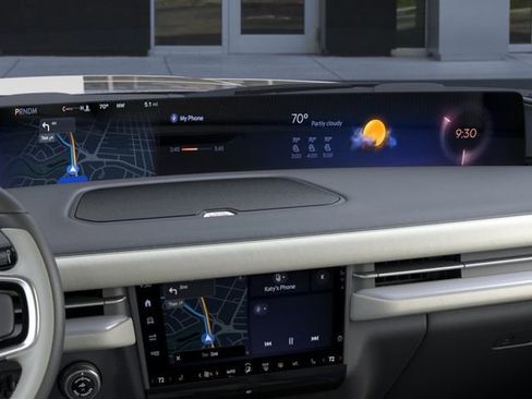 New 2025 Lincoln Navigator Reserve AWD/4WD image 14