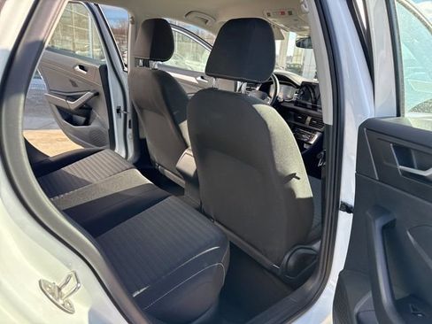 Used 2025 Volkswagen Jetta S image 27