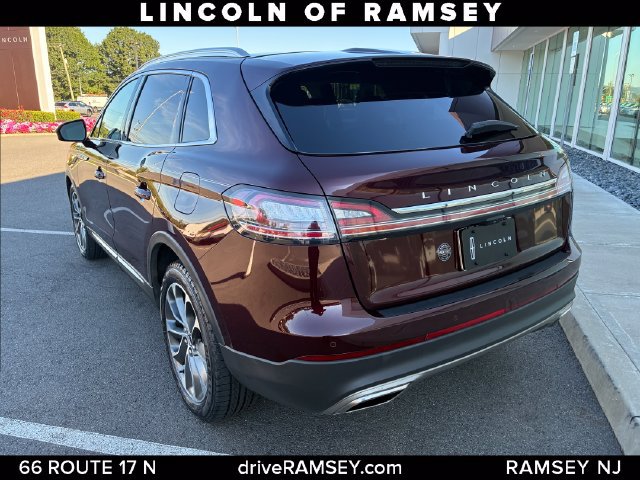 Used 2023 Lincoln Nautilus Reserve AWD/4WD image 4