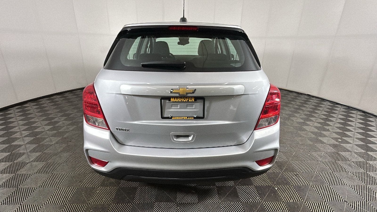 Used 2018 Chevrolet Trax LS FWD image 4