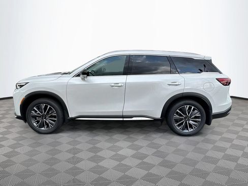 Certified 2026 INFINITI QX60 Luxe w/ Cargo Package FWD image 9
