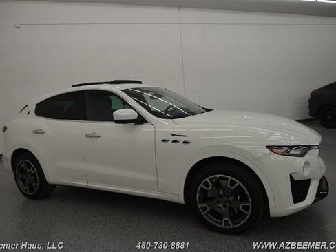 Used 2022 Maserati Levante Modena image 8
