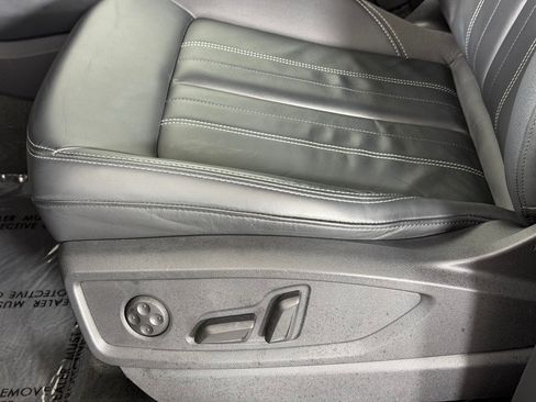 Used 2023 Audi Q5 2.0T Premium w/ Convenience Package AWD/4WD image 15