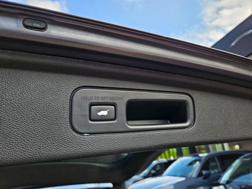 Used 2025 Honda Odyssey EX-L image 10