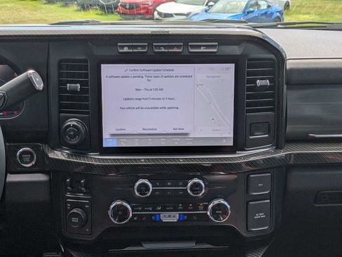 Used 2024 Ford F250 Lariat w/ Lariat Ultimate Package AWD/4WD image 18