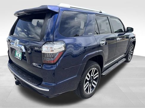 Used 2022 Toyota 4Runner Limited AWD/4WD image 6