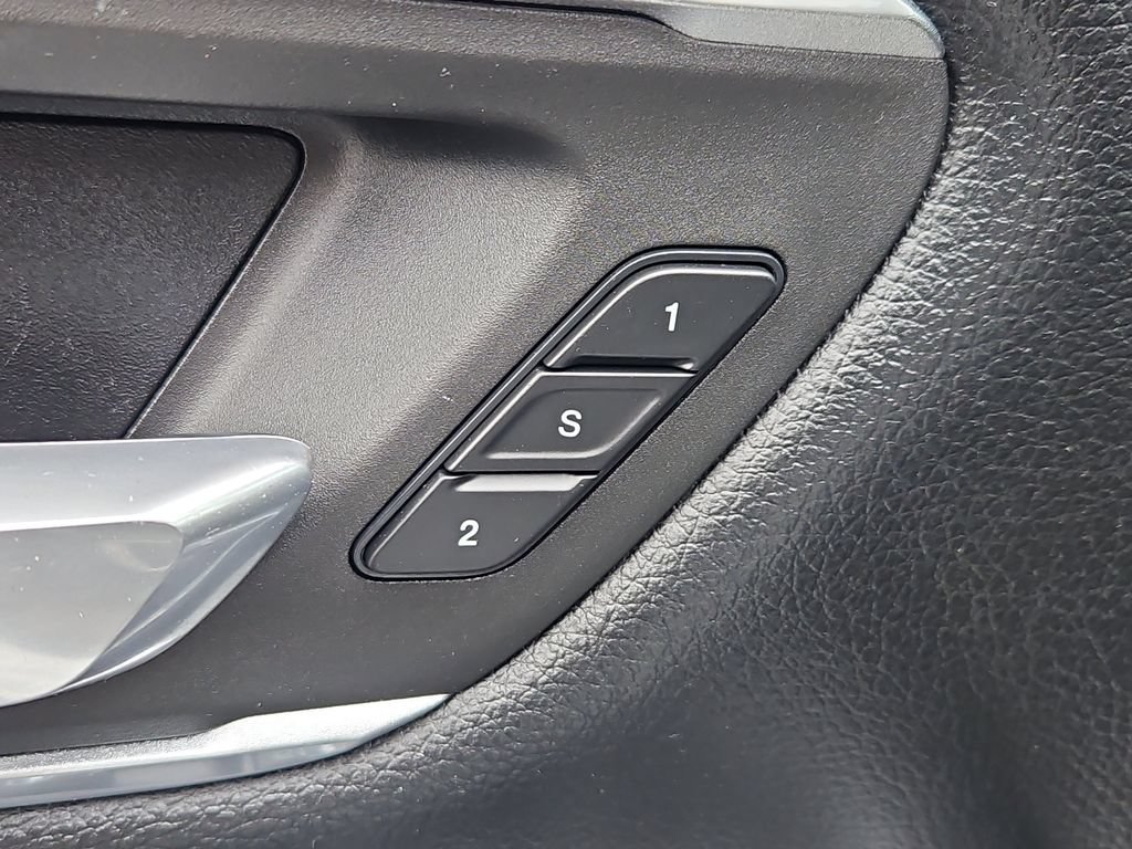 Used 2020 RAM 1500 Laramie AWD/4WD image 19