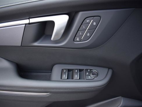 New 2026 Buick Enclave Sport Touring w/ Power Package image 16