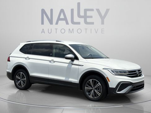 Used 2024 Volkswagen Tiguan Wolfsburg Edition AWD/4WD image 7