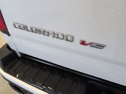 Used 2019 Chevrolet Colorado Z71 image 30