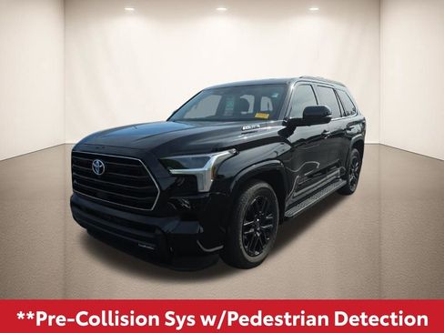 Used 2024 Toyota Sequoia SR5 w/ SR5 Premium Package AWD/4WD image 15