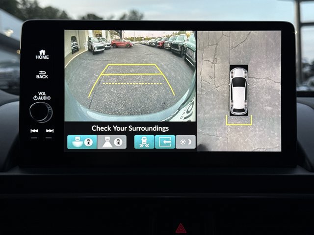 Used 2025 Honda Pilot Black Edition image 10