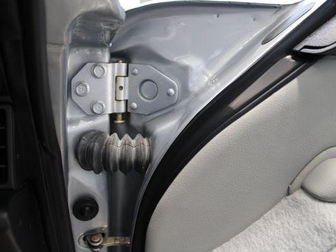 Used 1996 Porsche 911 Cabriolet image 42