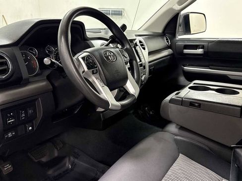 Certified 2016 Toyota Tundra SR5 image 12