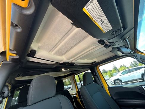 Used 2019 Jeep Wrangler Unlimited Sport S AWD/4WD image 14