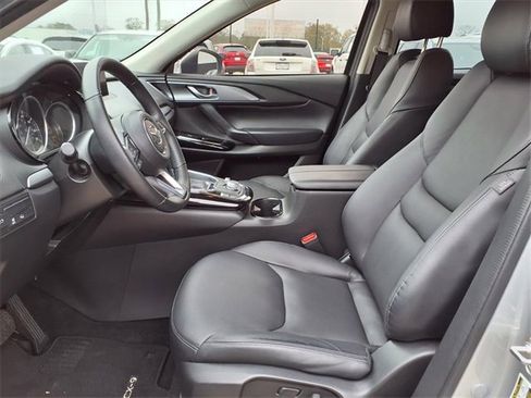 Used 2023 MAZDA CX-9 Touring image 17