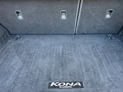 Used 2019 Hyundai Kona Limited image 15