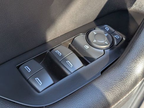 Used 2023 Chevrolet Blazer Premier image 29