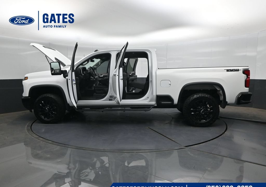Used 2025 Chevrolet Silverado 2500 LT w/ Trail Boss Package AWD/4WD image 55