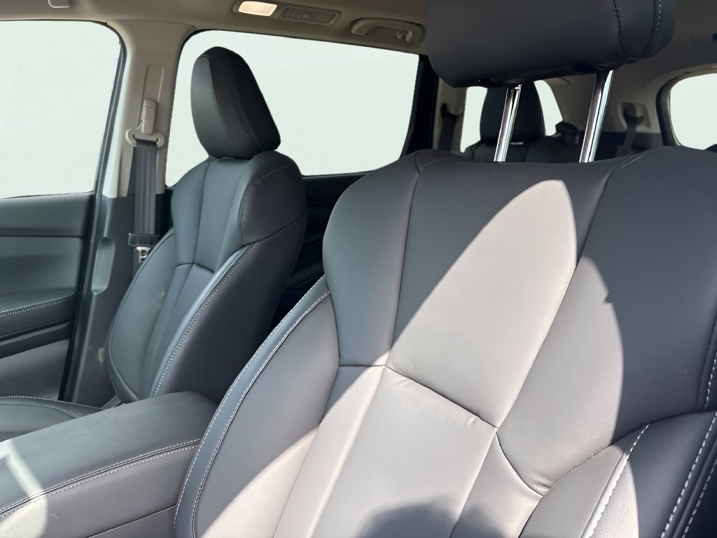 Certified 2026 Subaru Ascent Premium AWD/4WD image 12
