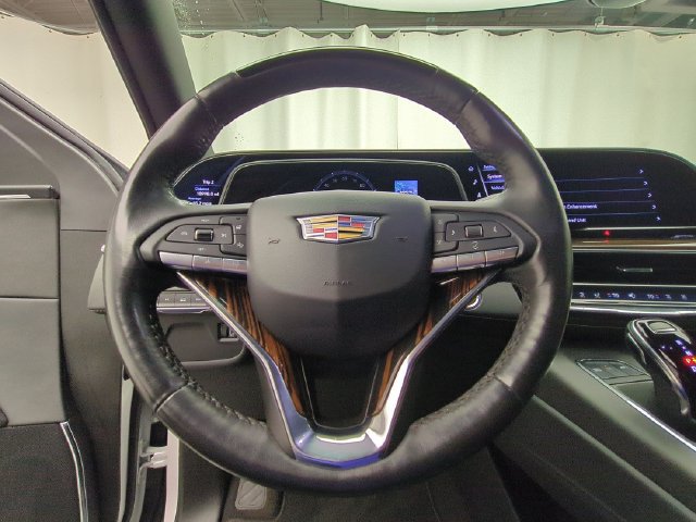 Used 2023 Cadillac Escalade ESV Premium Luxury AWD/4WD image 10