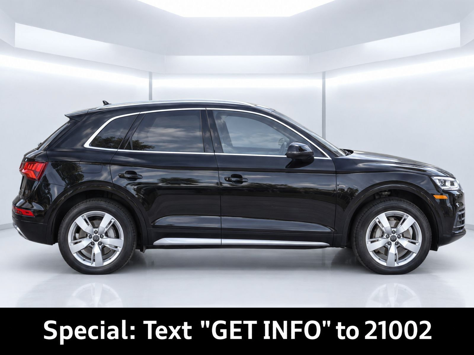 Used 2018 Audi Q5 2.0T Premium Plus w/ Premium Plus Package AWD/4WD image 3