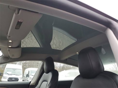 Used 2021 Tesla Model 3 Long Range image 28