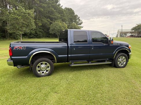 Used 2015 Ford F250 Lariat w/ Lariat Ultimate Package AWD/4WD image 10