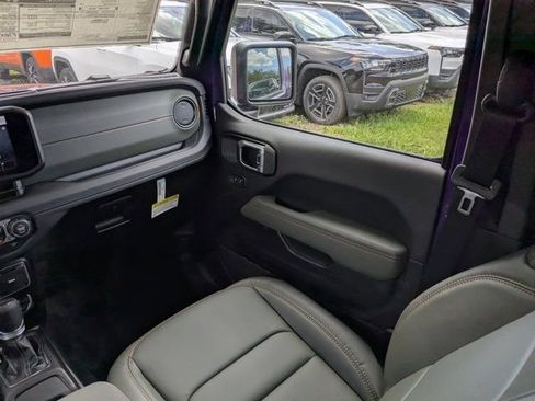 New 2026 Jeep Gladiator Mojave AWD/4WD image 18