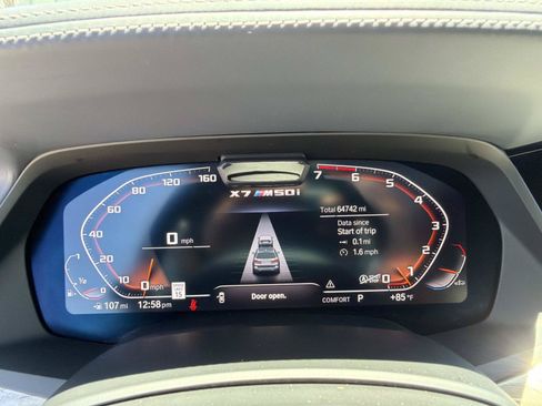 Used 2021 BMW X7 M50i AWD/4WD image 18