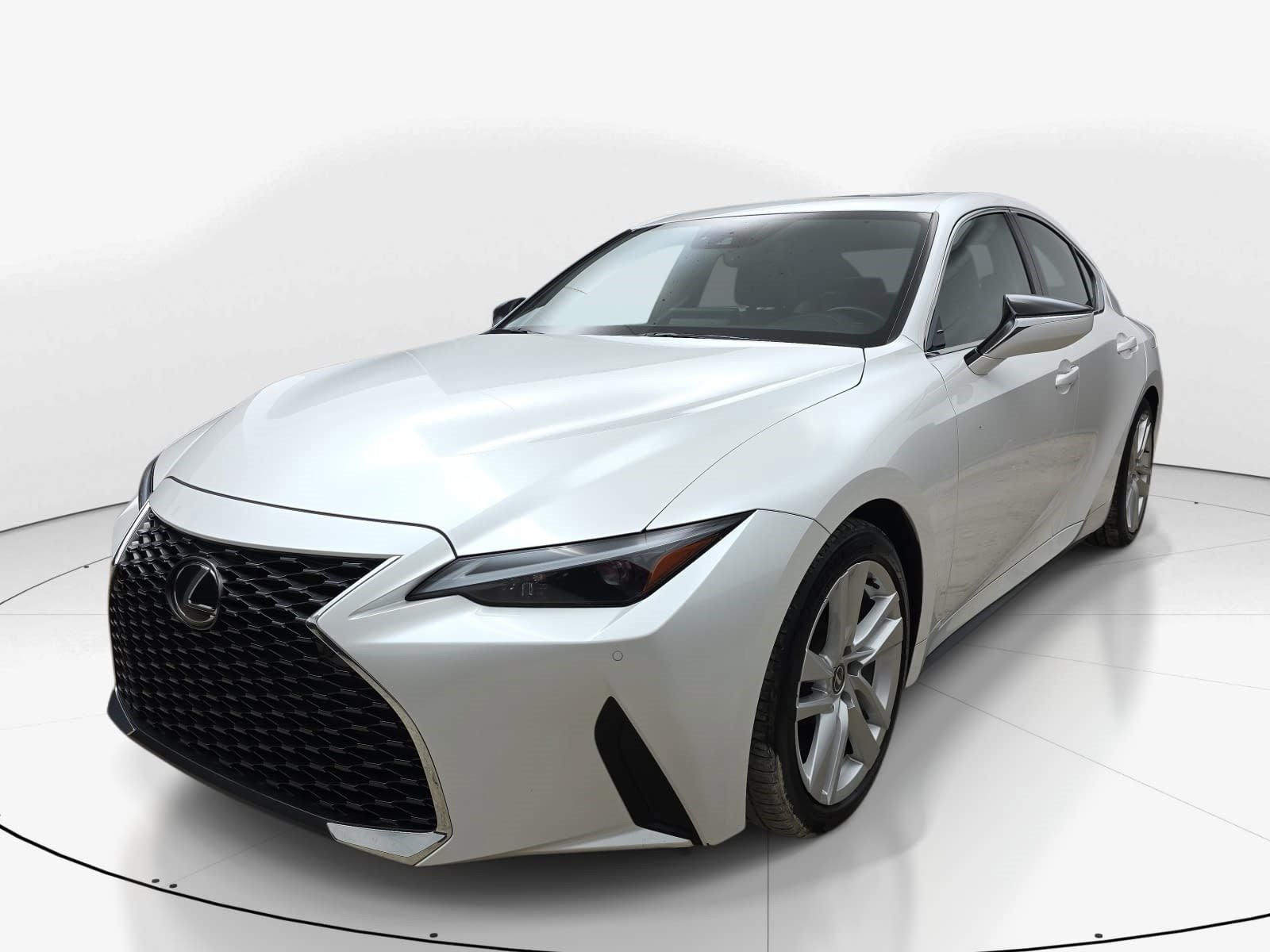 Used 2024 Lexus IS 300 w/ Comfort Package RWD image 8