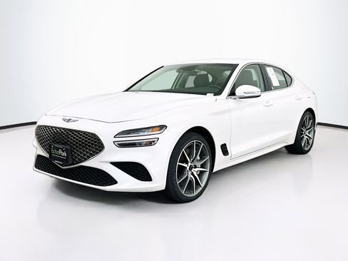 Used 2025 Genesis G70 2.5T AWD/4WD image 3