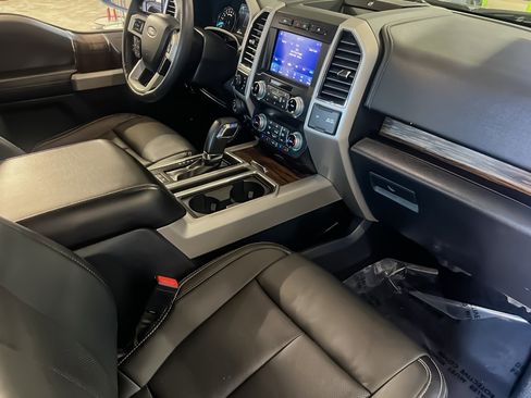 Used 2020 Ford F150 Lariat w/ Equipment Group 502A Luxury image 15