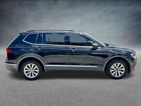 Used 2018 Volkswagen Tiguan SE FWD image 4