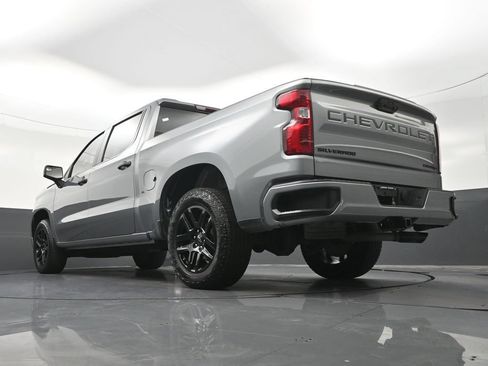 Used 2025 Chevrolet Silverado 1500 Custom w/ Turbomax Blackout Package RWD image 20