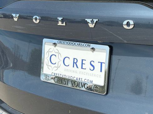 New 2026 Volvo XC90 T8 Core w/ Protection Package Premier image 8