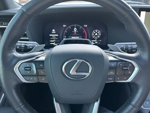 Used 2024 Lexus GX 550 w/ Accessory Package (Z1) AWD/4WD image 18