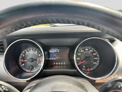 Used 2017 Ford Mustang Premium RWD image 20
