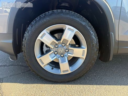 Certified 2025 Honda Ridgeline RTL image 11