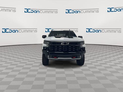 Used 2022 Chevrolet Silverado 1500 ZR2 AWD/4WD image 3