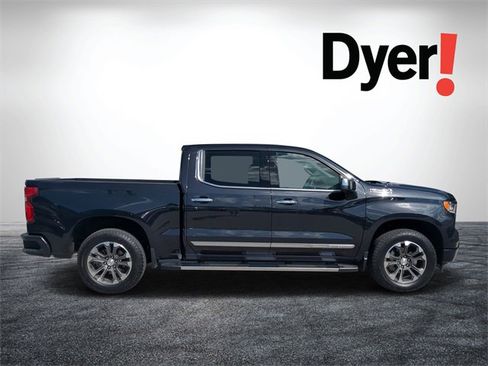 Certified 2024 Chevrolet Silverado 1500 High Country w/ Technology Package image 2