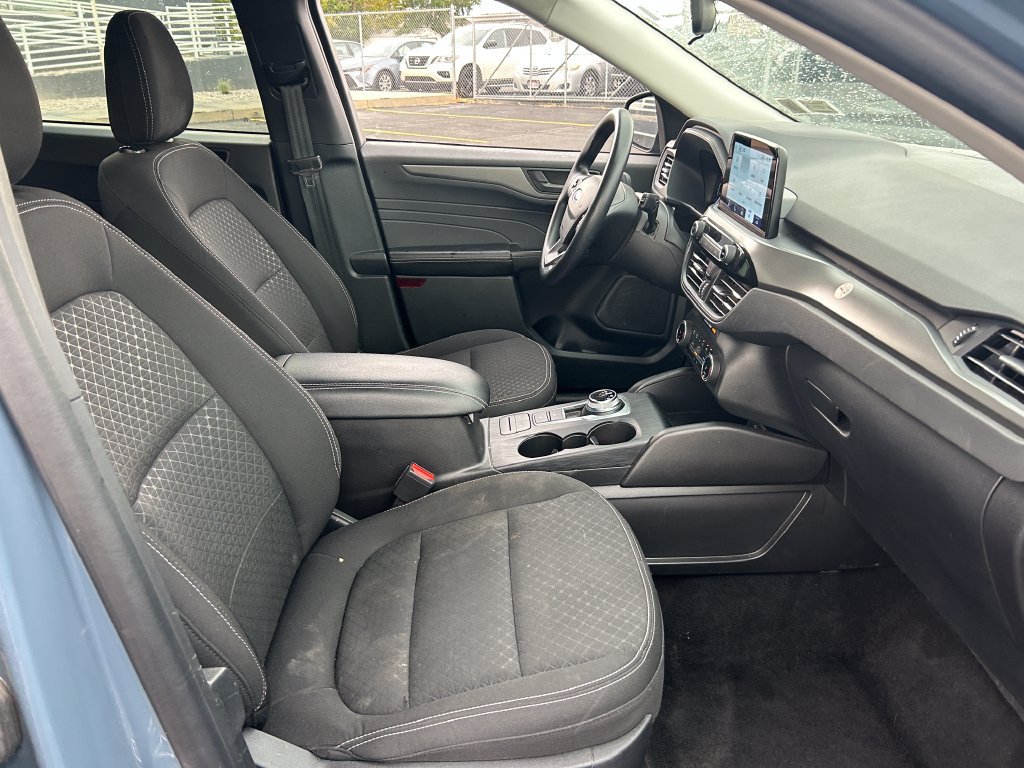 Used 2025 Ford Escape Active AWD/4WD image 31