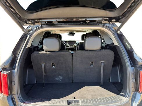 Used 2022 Kia Sorento SX image 14